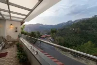 04 Bedroom Apartment in Boutique 11 Bedroom Villa