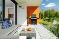 Luxury Lakefront Hideaway – Nature at Your DoorstepBLUE4 Apartment-Balatonfűzfő Hotels in Balatonfuzfo