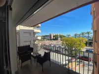 Bright apartment with sea views Salou-La Pineda - Tarragona!