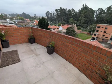 Beautiful Duplex with Views of the Yanuncay