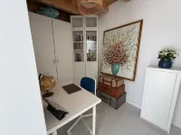 Room with independent pool