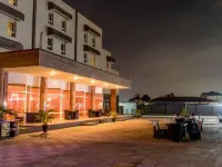 Sandralia Hotel