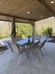 Ultimate Family-Sized Beach Mountainside Sanctuary (work and play friendly)
