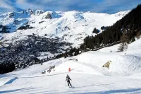 Traditional Alpine luxury in the center of Verbier