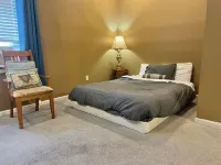 Great Location! 1-bedroom condo in Downtown Bloomington