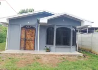 Tanager House Hoteles cerca de Centro de Eventos las Cuadras