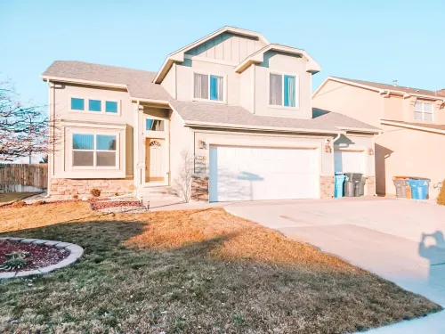 Hot Tub, King Beds, Pet Friendly Close to I25