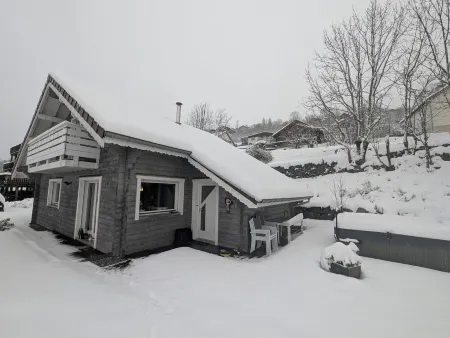 Chalet Sauna Jacuzzi 6 People