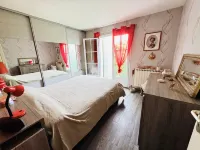 HOUSE 15 MIN. AWAY THE BEACHES OF THE ROYANNAIS COAST - IDEAL ENVIRONMENT FOR FAMILIES