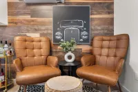 Dieppe Charm Suites, 2 BDRM, Walk to Local Market Hotels in Dieppe