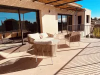 Villa between Avignon and Nîmes with heated outdoor pool on request.