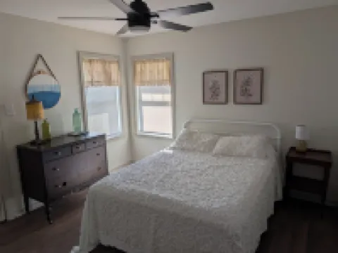 3-bedroom house with WiFi and AC in Lindale close to downtown and I-20 リンデールのホテル