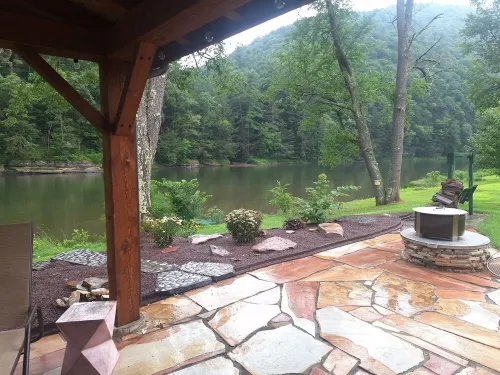 Great location directly on Big Pine Creek with trail access Hotels in McHenry Township