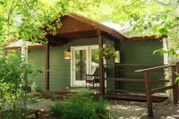 Huff House Inn and Cabins