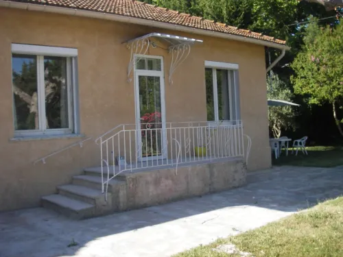 Le nid de la sorguette Hotels in Monteux