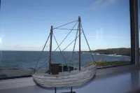 Holiday Cottage with 180 degree sea views