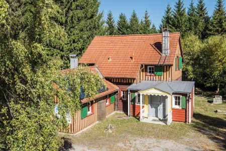 Secluded hunting lodge with three houses in the middle of the spectacular Harz nature