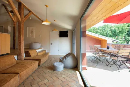 Große Wohnung mit Loggia Direkt im Naturschutzgebiet