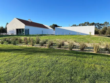 CASA DO REGADIO - HOUSE 2, A country and sea retreat on the Alentejo coast,