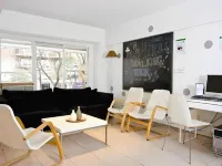 แมดไวบส์ โฮสเทล กราน วีอา