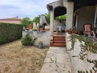 A 3 mn à Pied de L'étang de Berre, Grande Maison 4 ch. Jardin Clôturé de 1000m²