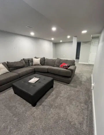 5 Bed 2 Bath Family + Corporate NEWLY Renovated