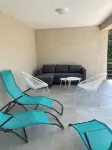 Appartement F3 Spacieux Avec Terrasse Idéal Pour une Famille Proche Centre Ville Hotels in Vence
