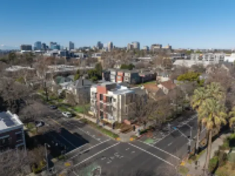 Cozy 1-bedroom apartment in enjoyable Sacramento with WiFi, AC