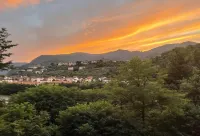 Tuscan villa for 8 people with pool near Lucca. Hotels in Borgo a Mozzano