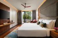Taj Damdama Lake Resort & Spa, Gurugram - Balkon