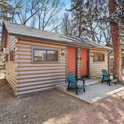 Timber Lodge Cabin 12 Отели рядом с достопримечательностью «Колорадский колледж»