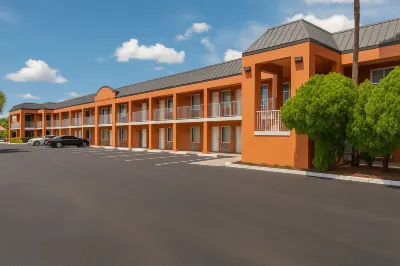 Unno Boutique Hotel Hotels near Lakefront Park