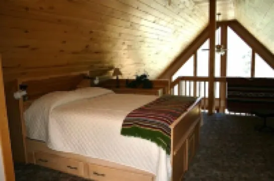 'The Hideaway' - Tucked in the Beautiful Wet Mountain Valley.