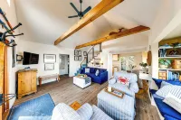 Waterfront Gem w/ 2 Patios on Camano Island - Wifi