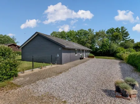 "Knag" - 800m to the Fjord Отели в г. Hemmet