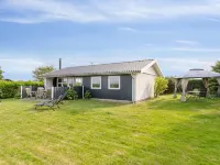 "Gudrun" - 250m from the Sea