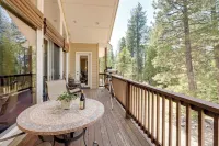 Peaceful Pioneer Home with Furnished Decks and Grill - Pet friendly
