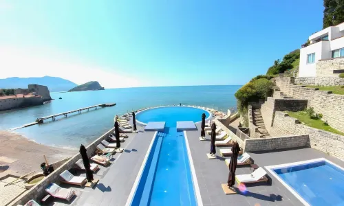 Avala Resort & Villas