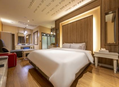 광양 HOTEL DIVINE