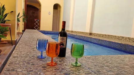 3 BR Colonial Downtown With Private Pool , King Beds, A/C and Great View Отели рядом с достопримечательностью «Avenia La Calzada»