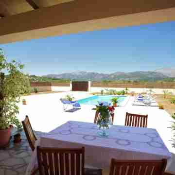 Country House in Campanet with Private Pool Dining/Meeting Rooms