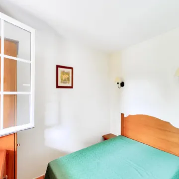 Apartment in Monflanquin near Public Pool