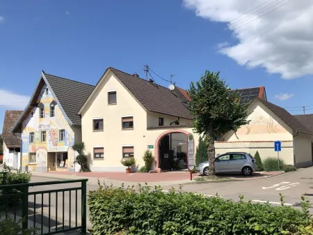 Holiday apartment Kromer Отели в г. Засбах