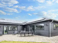 5 star holiday home in Glesborg-By Traum - Pool