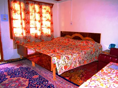 Hotel New Green View فنادق في 