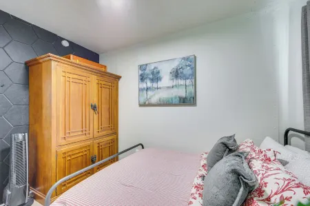 Winnsboro Tiny House with Trails, Yard Games and More!