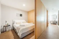 GuestReady - Aveiro Stylish Stay with terrace - Apartemen