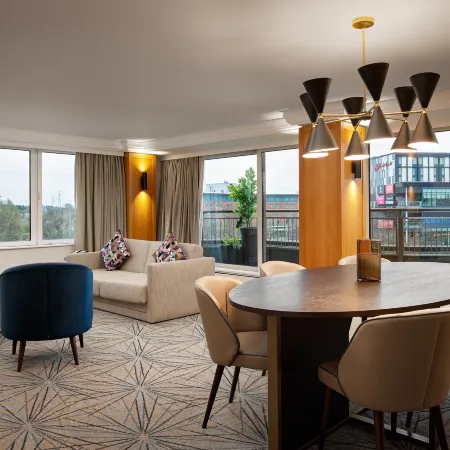 Hilton Birmingham Metropole Отели рядом с достопримечательностью «Смолл Хит Парк»