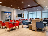 Holiday Inn Express & Suites ROMEOVILLE - JOLIET NORTH by IHG ウィルのホテル