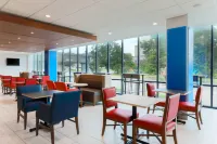 ฮอลิเดย์ อินน์ เอ็กซ์เพรส แอนด์ สวีทส์ ฟอร์ตเวิร์ธ ดาวน์ทาวน์ บาย IHG